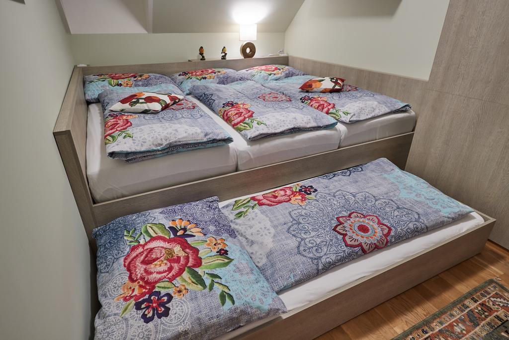 Apartman U Vleku Javor 派克波特斯耐兹库 外观 照片